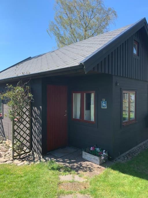 Kullahalvoen Naera Jonstorps Hamn Villa Exterior photo